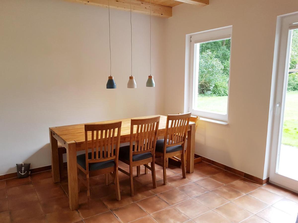 Ferienhaus An Der Nordsee - Familienfreundlich, Gut Ausgestattet & Viel Platz Butjadingen Eksteriør billede